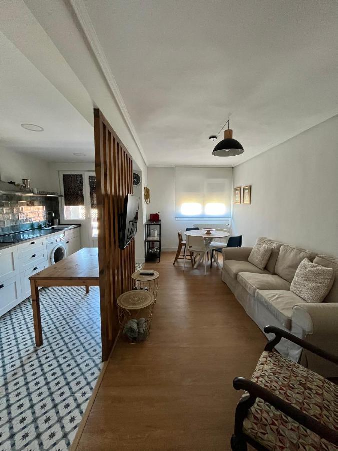 Apartment For 4 In Lejona Casa Natalia No Elevator Kültér fotó